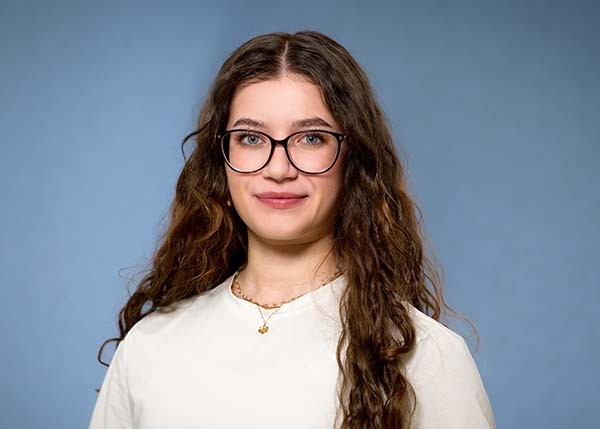 laura